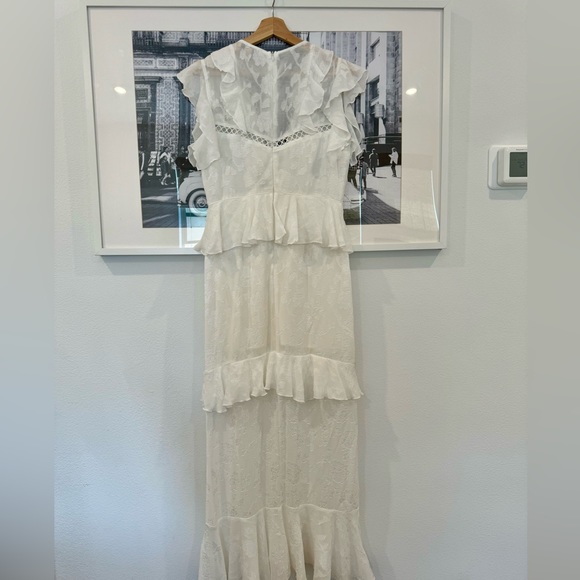 Tiered White Floral Embroidered Maxi Dress | M - Picture 7 of 13